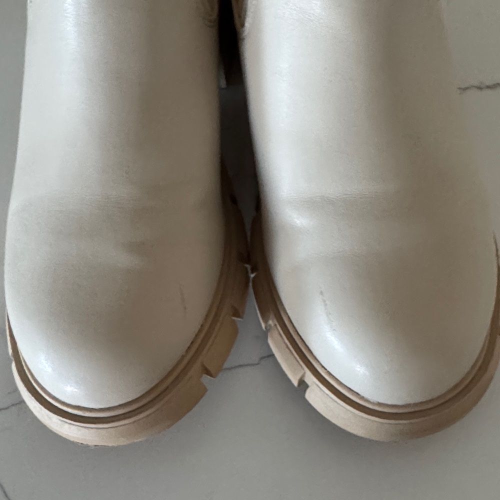Stylish Cream Kids Ankle Boots - Picture 10 of 12